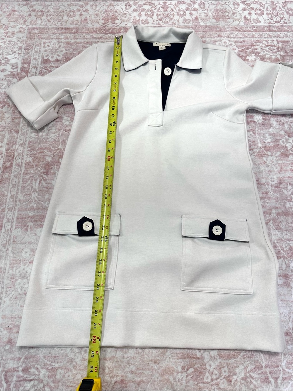 Contrast 🤍 White & Navy Collared Dress - Picture 7 of 9